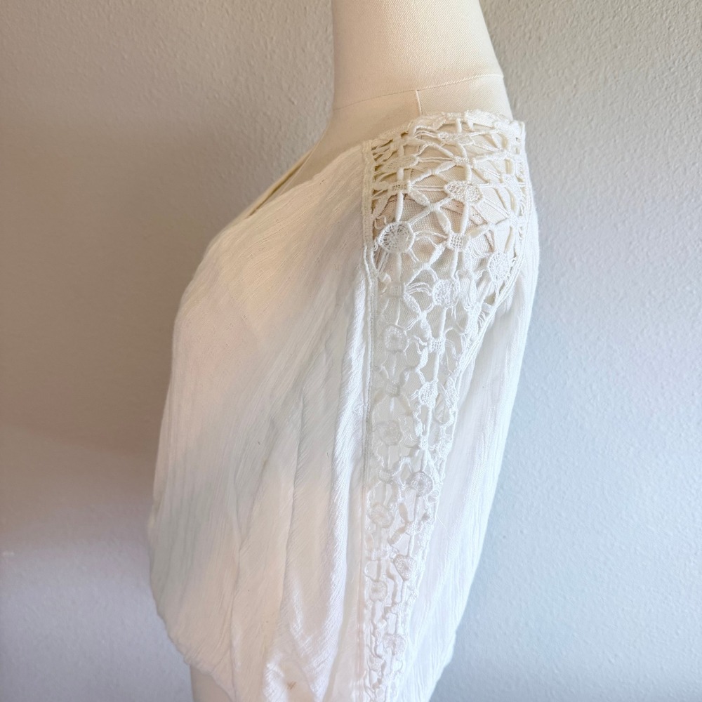 Free People Crochet Sleeve V-Neck Gauze Blouse White Boho Romantic Top Small - Picture 4 of 7